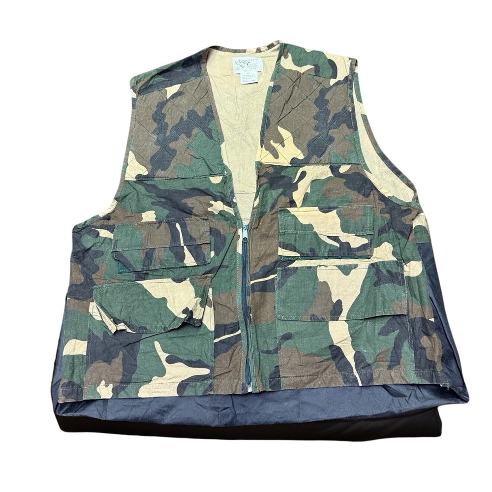 Vintage Duck Bay‎ Hunting Vest Mens XL Camo 70s 80s Outdoor Sportsman Gun Club